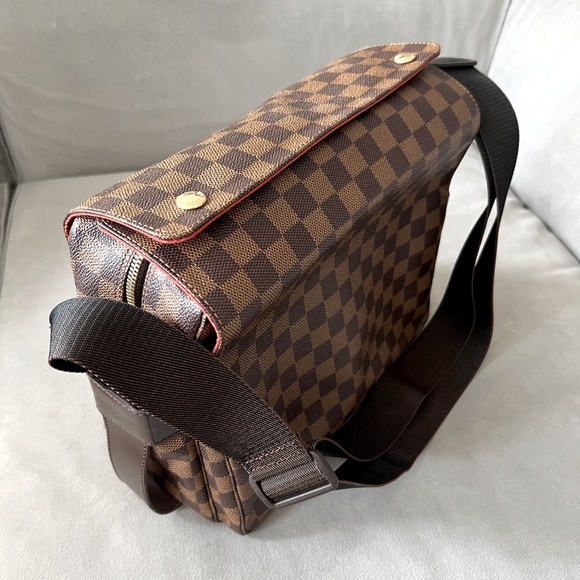 Louis Vuitton Damier crossbody bag - Picture 1 of 13